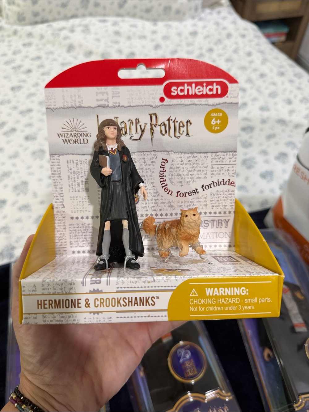 Schleich Hermione & Crookshanks Figure Set — Black & Brown